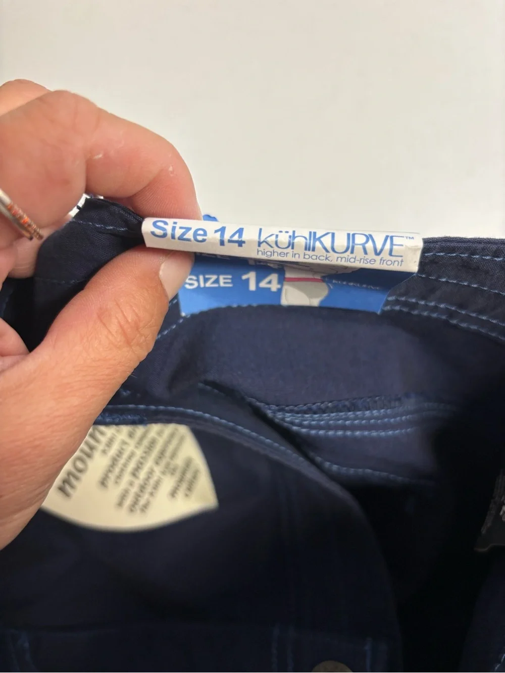 Kuhl Splash cargo shorts women’s size 14 brand new with tags navy blue